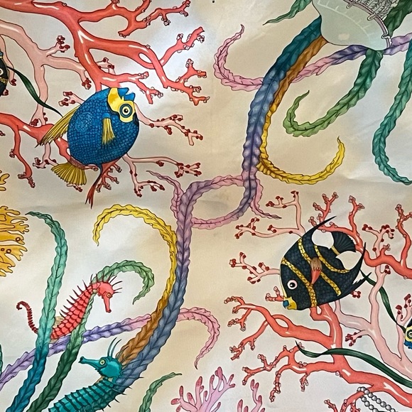 Gucci Silk Scarf - Picture 5 of 6
